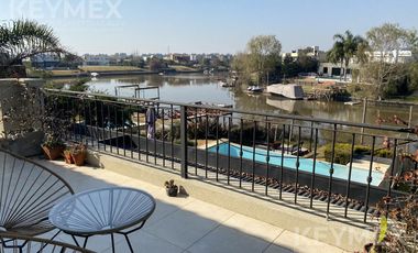 Alquiler de casa con salida al Río y amarra propia