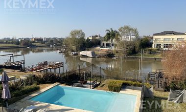 Alquiler de casa con salida al Río y amarra propia
