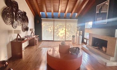 Renta de casa con hermosa vista en Hacienda de Valle Escondido