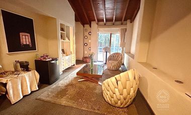 Renta de casa con hermosa vista en Hacienda de Valle Escondido