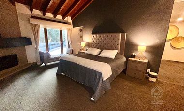 Renta de casa con hermosa vista en Hacienda de Valle Escondido
