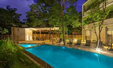 Reventa Amplio Departamento frente a Cenote en Aldea Zama