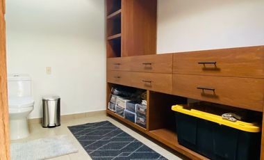 Casa en renta en Las Joyas