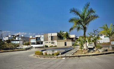 TERRENO EN FRACCIONAMIENTO