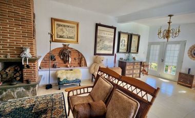 CASA EN VENTA EN COLONIA DEL BOSQUE