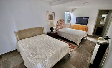 CASA EN VENTA EN COLONIA DEL BOSQUE