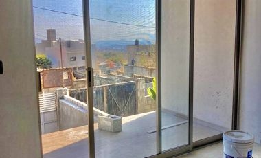 CASA SOLA EN VENTA AHUATEPEC