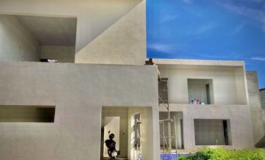 CASA SOLA EN VENTA AHUATEPEC