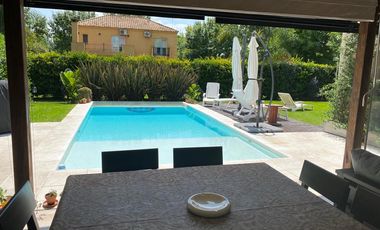 Casa en venta en Barrio  Santa Ana Moreno