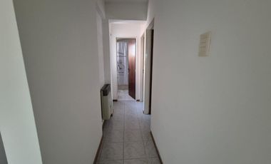 Alquiler Depto 3 dorm c/ cochera Centro Neuquen