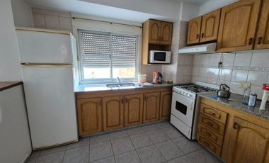 Alquiler Depto 3 dorm c/ cochera Centro Neuquen