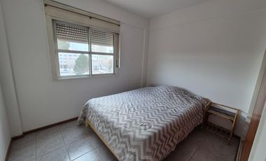 Alquiler Depto 3 dorm c/ cochera Centro Neuquen