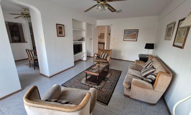 Alquiler Depto 3 dorm c/ cochera Centro Neuquen