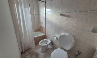 Alquiler Depto 3 dorm c/ cochera Centro Neuquen
