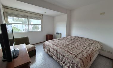 Alquiler Depto 3 dorm c/ cochera Centro Neuquen