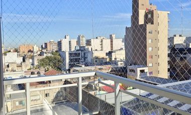 2 AMBIENTES ALQUILA SAN MARTIN CENTRO