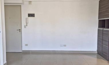 2 AMBIENTES ALQUILA SAN MARTIN CENTRO