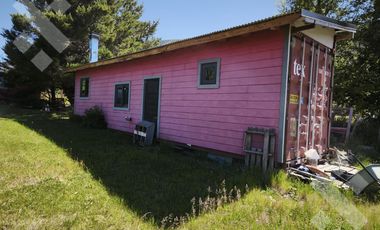 VENTA CASA 4 AMBIENTES + CABAÑA 3 AMBIENTES + QUINCHO - B° QUILQUIHUE - SAN MARTIN DE LOS ANDES
