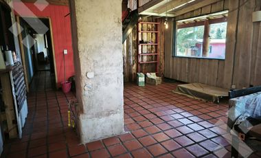 VENTA CASA 4 AMBIENTES + CABAÑA 3 AMBIENTES + QUINCHO - B° QUILQUIHUE - SAN MARTIN DE LOS ANDES