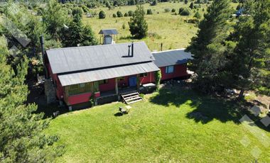 VENTA CASA 4 AMBIENTES + CABAÑA 3 AMBIENTES + QUINCHO - B° QUILQUIHUE - SAN MARTIN DE LOS ANDES