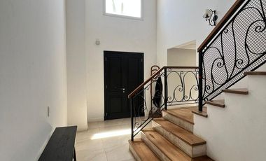 Alquiler Anual Casa sin muebles al Rio  San Marco Villanueva