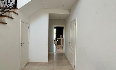 Alquiler Anual Casa sin muebles al Rio  San Marco Villanueva