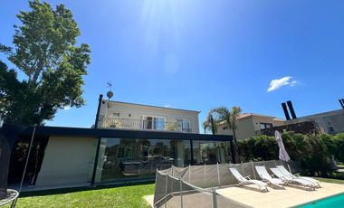 Alquiler Anual Casa sin muebles al Rio  San Marco Villanueva