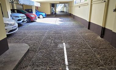 DEPARTAMENTO DE 3 AMBIENTES CON COCHERA, ALQUILER. VTE LOPEZ