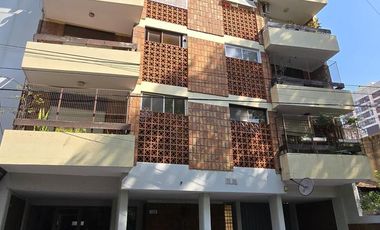 DEPARTAMENTO DE 3 AMBIENTES CON COCHERA, ALQUILER. VTE LOPEZ