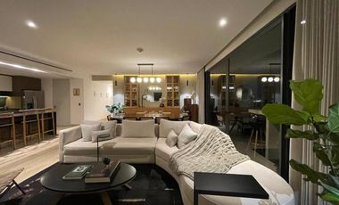 PENT HOUSE EN HYATT -  VISTA A ANDARES.