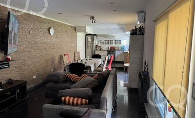 Chalet en Venta en Monte Grande