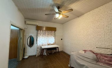 Casa en venta lote ideal inversor en Wilde