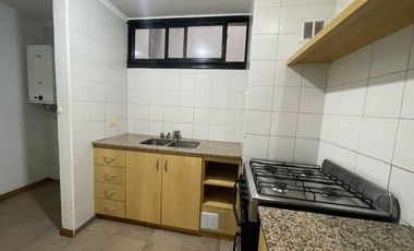 Departamento en alquiler en calle 2 entre 60 y 61 - Dos ambientes