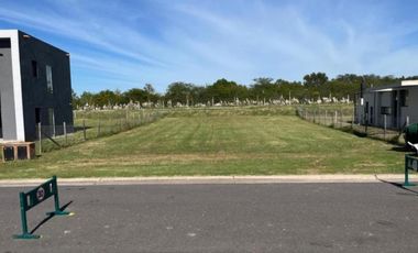 Terreno en venta - 903mts2 - San Sebastián
