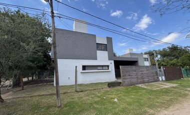 Alquiler, Duplex 3 dorm,  2 Baños, El Talar de Mendiolaza