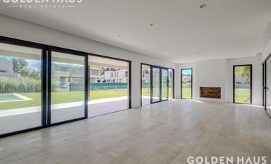 Casa 5 ambientes en venta de Diesño en Pilara La Calesa