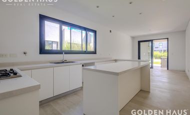 Casa 5 ambientes en venta de Diesño en Pilara La Calesa