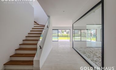 Casa 5 ambientes en venta de Diesño en Pilara La Calesa