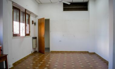 Local en venta - 2 Baños Oficina - 134,78Mts2 - La Plata