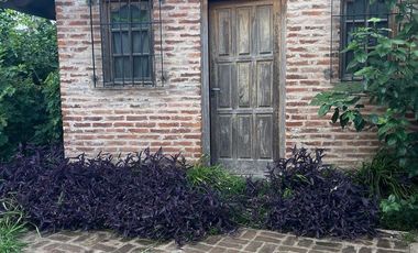 Casa en  Luis Guillón