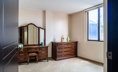 Mitad del Mundo, Casa en Venta, 99,79m2, 2 Habitaciones