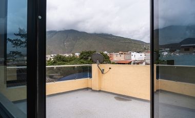 Mitad del Mundo, Casa en Venta, 99,79m2, 2 Habitaciones