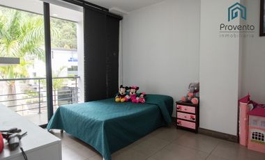 Casa Moderna Hermosa en Poblado