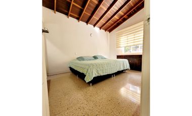 Gran Casa para Venta en Poblado Campestre