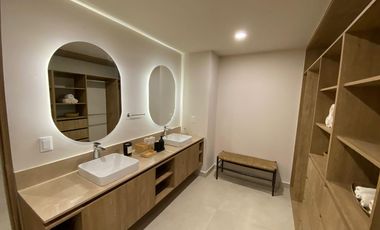 Departamento LOCK OFF en venta en la Marina Vallarte, frente al Hotel Velas