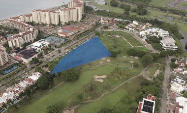 Departamento LOCK OFF en venta en la Marina Vallarte, frente al Hotel Velas