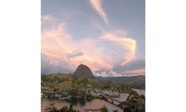 CABAÑA PARA LA VENTA EN GUATAPE VEREDA BONILLA