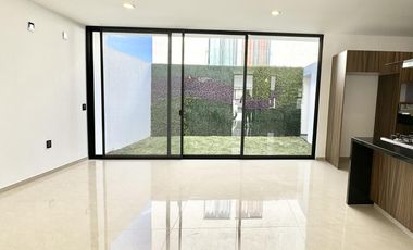 Casa en venta en Valle Imperial, Zapopan, Jal.