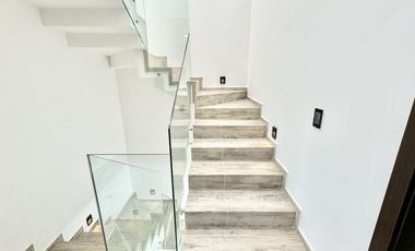 Casa en venta en Valle Imperial, Zapopan, Jal.