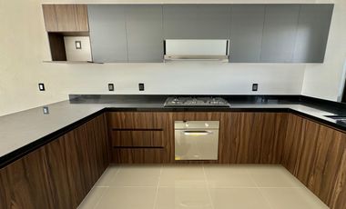 Casa en venta en Valle Imperial, Zapopan, Jal.